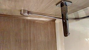 Solo amateur performance in a gay context