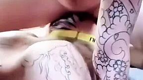 亚洲同性恋业余帅哥夫妻裸体硬肏！