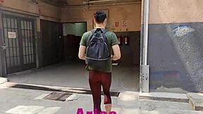 热辣瑜伽课变成墨西哥和俄罗斯的蒸腾肛门行动