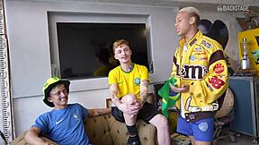 嘿，凯文伊森，准备好巴西后台光屁股了吗？