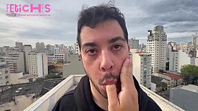 Hot Amateurs Show Off and Bang in Public