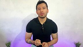 肌肉加拿大爸爸用20cm伸展我的洞，美国泳池