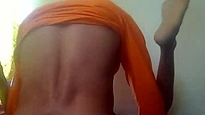 我是新女演员，爱吸鸡巴