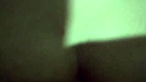 Chimando con Mi Amigo Después de Unas Chelas en Casa.