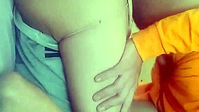 我是新女演员，爱吸鸡巴