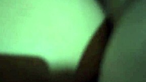 Chimando con Mi Amigo Después de Unas Chelas en Casa.