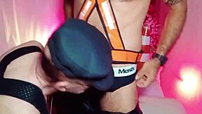 汗湿工人屌修理调皮加利西亚人骚屁股！