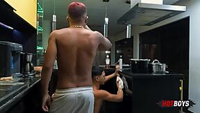 Botando Pra Mamar o Amigo no Sigilo Hard