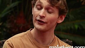 Twink Meets Prison Pal For Oral