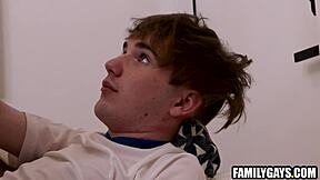 继爸，你的鸡巴插我twink骚洞好爽